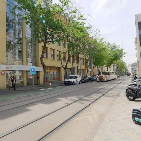 Velky 3I Apartman V Centre Mesta Bratislava Exterior photo