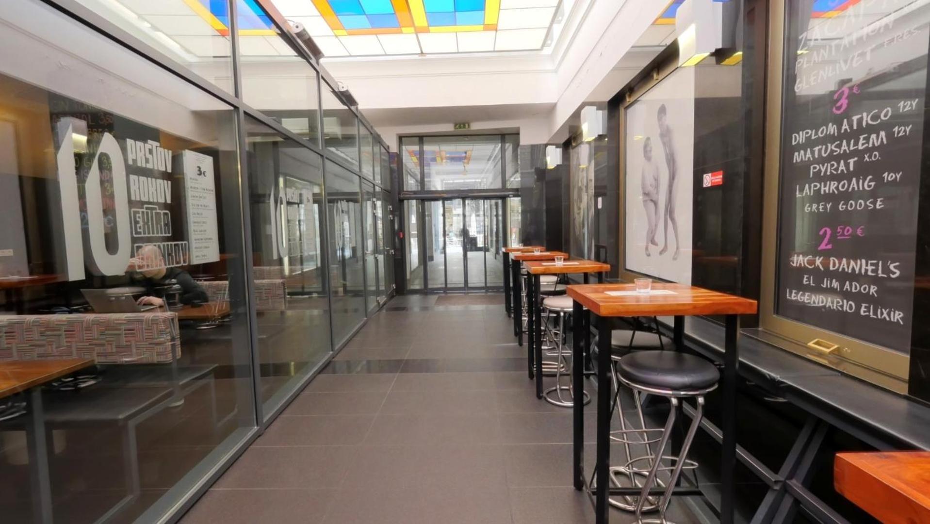Velky 3I Apartman V Centre Mesta Bratislava Exterior photo